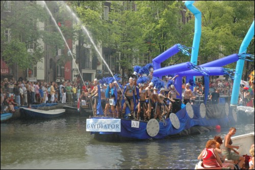 OutUK - AmsPride1002.JPG