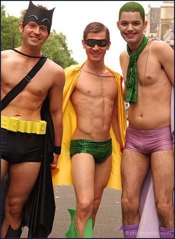 OutUK - pride2005g115.jpg