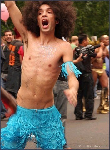 OutUK - pride2005g128.jpg